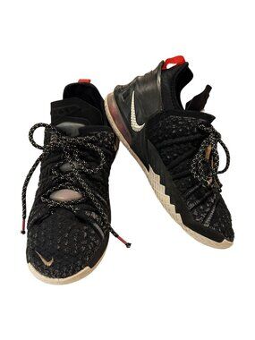 Nike Boys LeBron 18 CW2760-001 Black Basketball Shoes Sneakers Size 4Y
